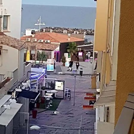 Bord De Plages, 2 Piscines, Transats, Pataugeoire 아파트 아그